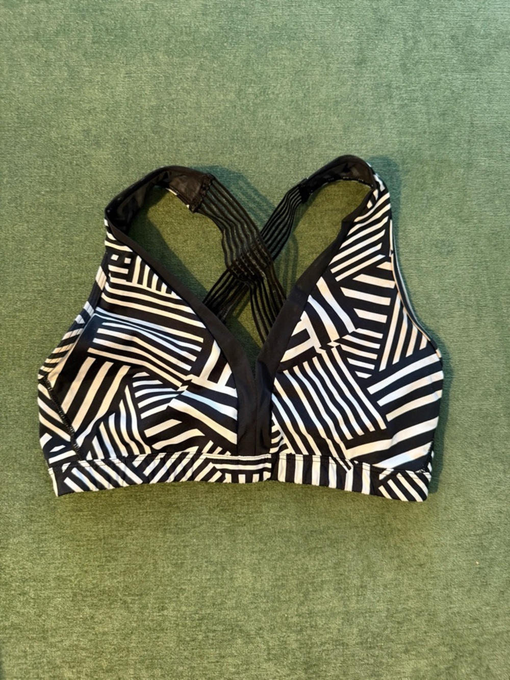 VSX SPORT Striped Black & White Cross-Back Sports Bra